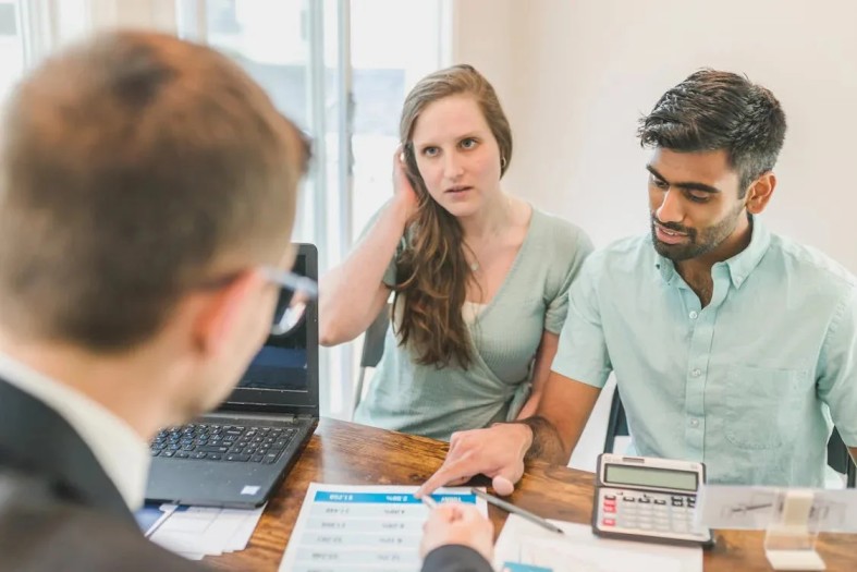 Affordable Canada student visa services in Toronto helping students with Canadian study visas